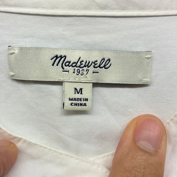 Madewell Women's M Pintuck Long-Sleeve Button-Up Blouse Collared - Picture 4 of 9